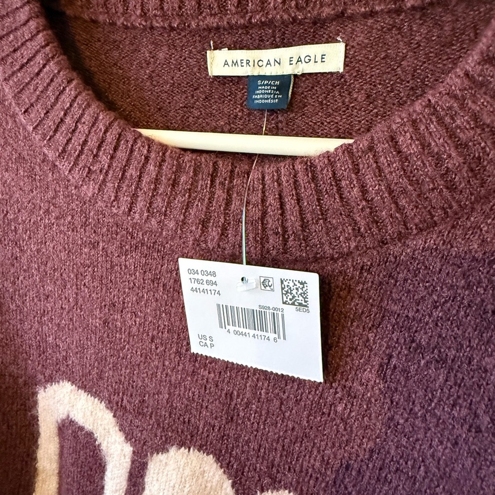 American Eagle Outfitters AE Whoa So Soft Valentine’s LOVE Sweater NWT! - Picture 9 of 9